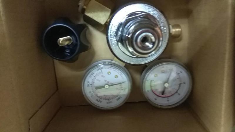 Co2 Regulator 二氧化碳調節閥,減壓閥,壓力調節器 氣錶 啤酒王 自釀啤酒原料器材設備